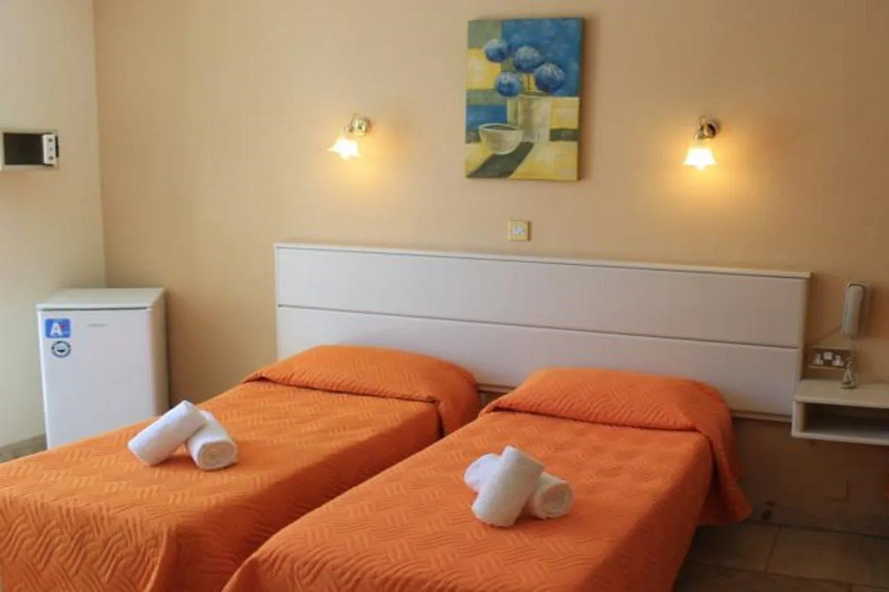 Rokna Hotel Saint Julian's