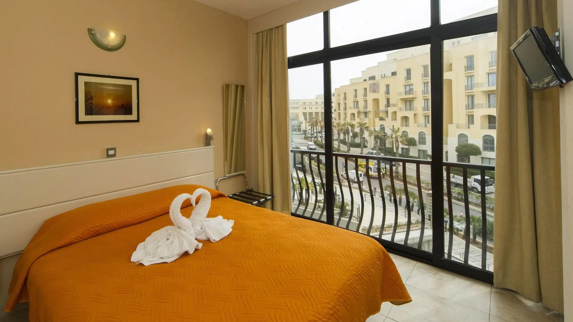 Rokna Hotel Saint Julian's 3*,