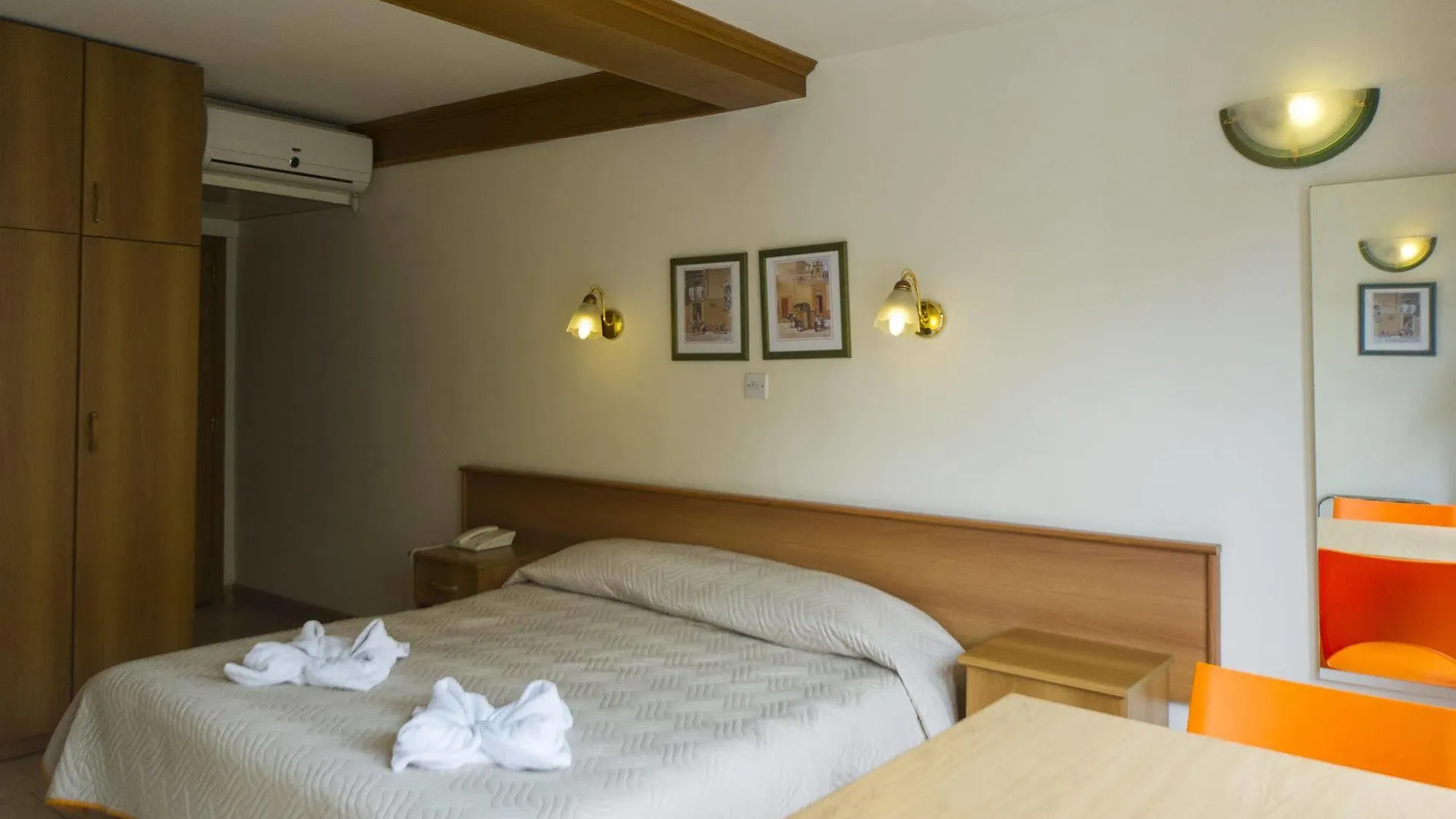 Rokna Hotel Saint Julian's